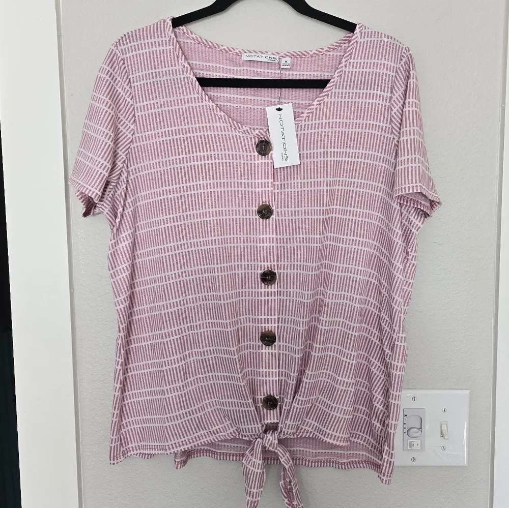 NWT Notations Top with Tie Size 1X